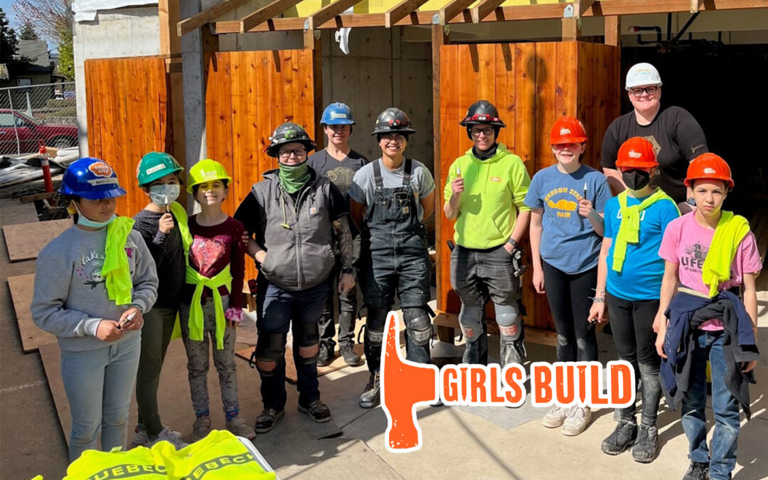 Girls Build!